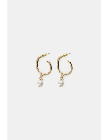Boucles d’oreilles créoles martelées avec pendentif en perle Dixie