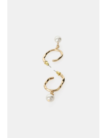 Boucles d’oreilles créoles martelées avec pendentif en perle Dixie
