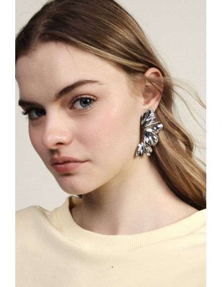 Boucles d’oreilles asymétriques effet feuille plissée Dixie