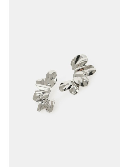 Boucles d’oreilles asymétriques effet feuille plissée Dixie
