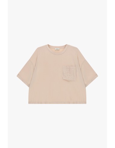 T-shirt met geborduurd borstzakje en boxy fit van Dixie