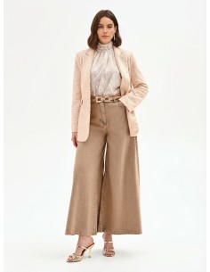 Ruime kanten blouse met maxi-mouwen en hoge kraag Rinascimento