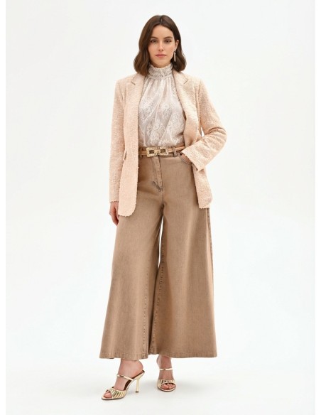 Ruime kanten blouse met maxi-mouwen en hoge kraag Rinascimento