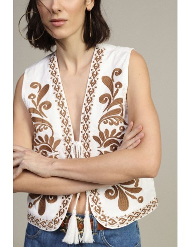 Gilet sans manches à broderie florale avec ceinture Dixie