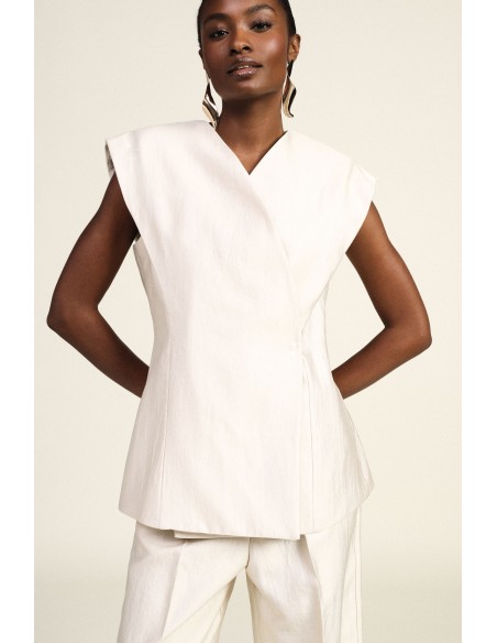 Gilet tailleur avec épaules structurées et fermeture croisée Dixie
