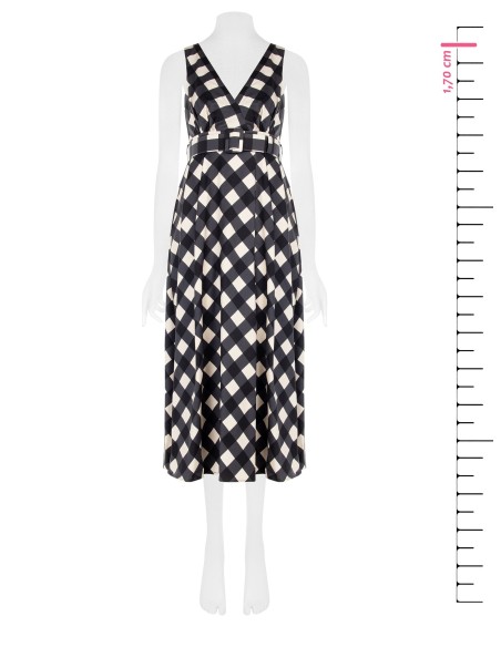 Robe longue en coton mélangé à encolure en V froncée avec ceinture rigide coordonnée en Rinascimento