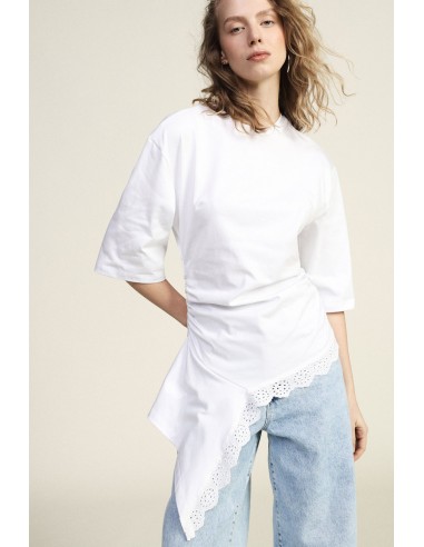Top asymétrique froncé à manches trois-quarts Dixie
