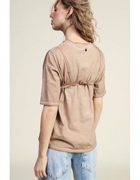 T-shirt à manches courtes avec détails floraux appliqués Dixie