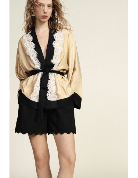 Shorts féminins à ourlet ondulé Dixie