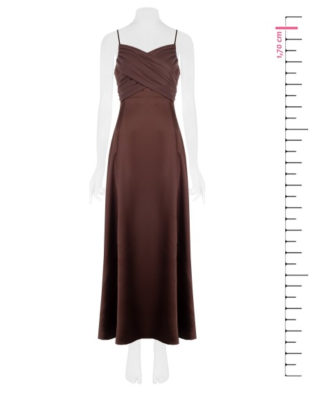 Robe longue en satin avec tresse de géorgette et fente Rinascimento