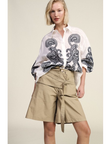 Short avec ceinture large et anneau en D Dixie
