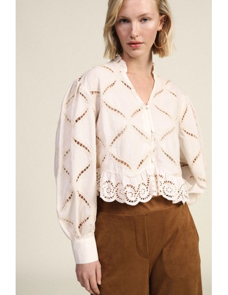 Blouse brodée à manches amples et ourlet festonné Dixie