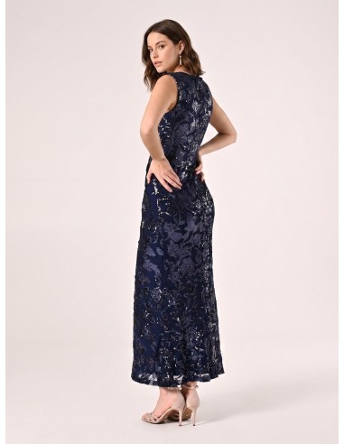 Rinascimento - Robe fourreau longue en maille avec paillettes et fente sur le devant