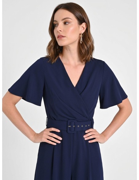 Costume une pièce fluide avec ceinture rigide coordonnée et encolure croisée Rinascimento