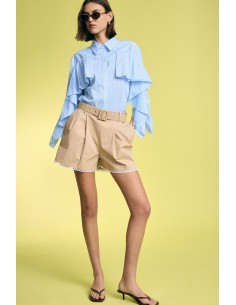 Regular-fit shorts met tailleband en geperforeerde zoom, alsjeblieft