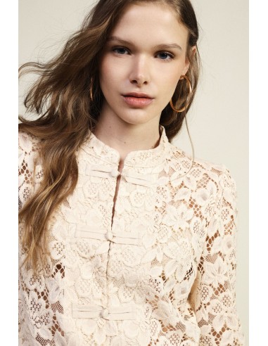 Dixie kanten blouse met lange mouwen en knoopdetails