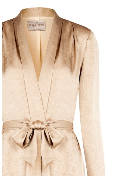 Veste ouverte en satin légèrement froissé avec épaulettes et ceinture coordonnée Rinascimento