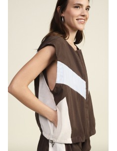 Kort vest met colorblockmotief en trekkoord van Dixie