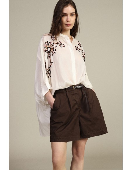 Short regular fit à pinces et ceinture fine Dixie