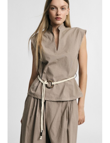 Blouse sans manches avec ceinture à nouer, s’il vous plaît