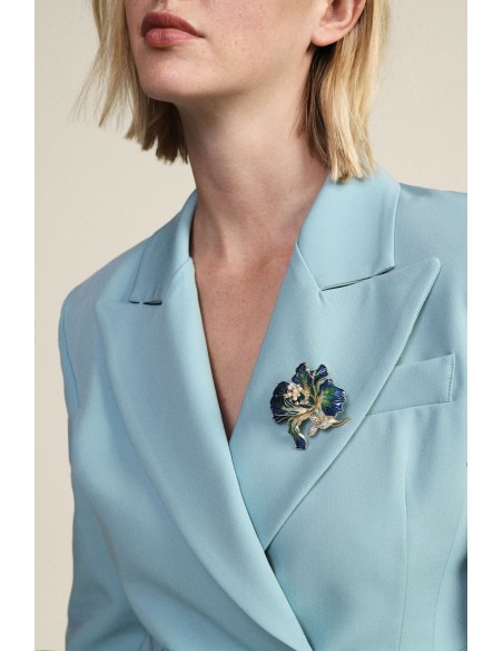 Bloemvormige broche met geëmailleerde details en strass-steentjes Dixie