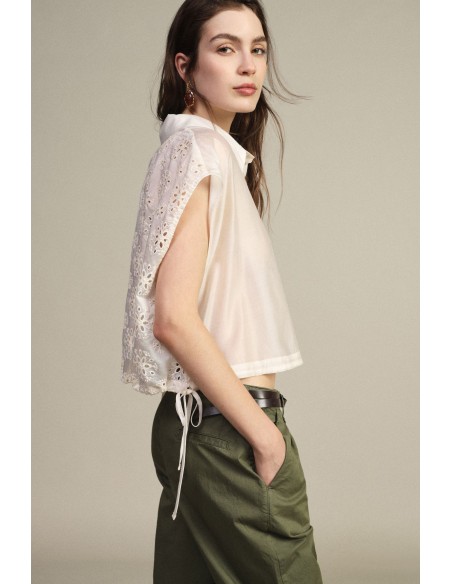 Chemisier court sans manches avec broderie florale Dixie