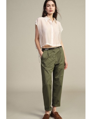 Pantalon coupe chino avec ceinture fine et revers Dixie