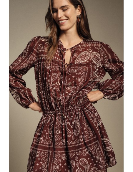 Robe courte à imprimé paisley à manches longues Dixie