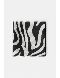 Foulard léger à imprimé zébré avec bord fini s’il vous plaît