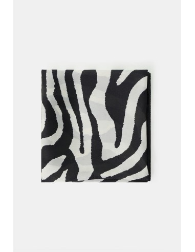 Lichte sjaal met zebraprint en afgewerkte rand Please