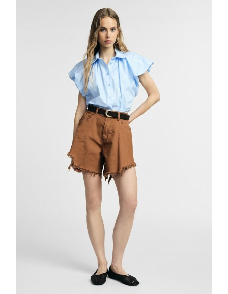 Short regular fit avec ourlet effiloché et cinq poches Please