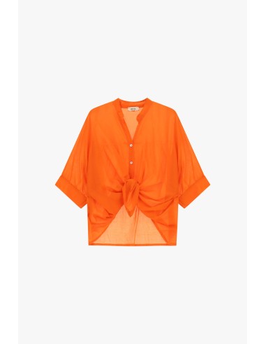 Cropped blouse met knoopdetail aan de voorkant en omgeslagen mouwen van Dixie