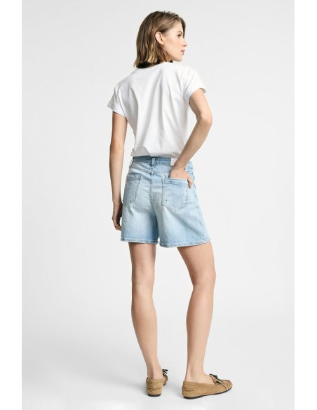 Short avec poches à l'avant, s'il vous plaît
