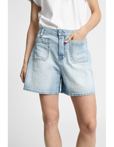 Short avec poches à l'avant, s'il vous plaît