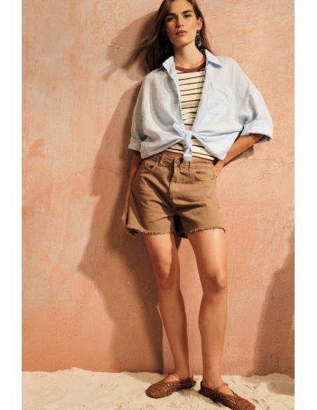 Regular-fit shorts met rafelige details en zakken van Dixie