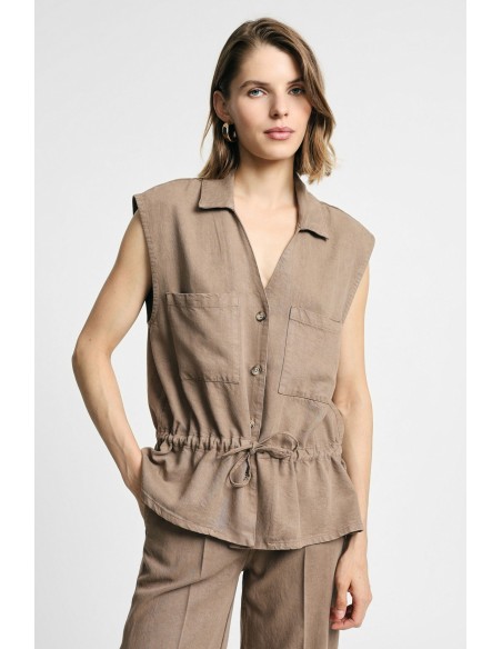 Gilet avec poches plaquées et cordon de serrage à la taille Please