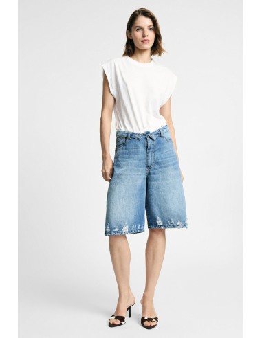 Short cinq poches effet usé, longueur genou, s’il vous plaît