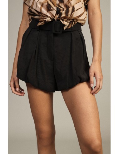 Short hot pants plissé avec ceinture assortie Dixie