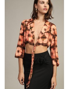 Blouse courte à motifs avec nœud sur le devant Dixie