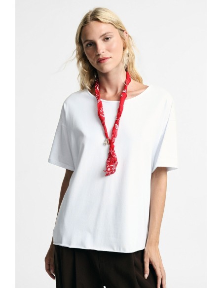 T-shirt à manches courtes avec foulard décoratif Please