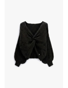 Gebreid vest met een knoop aan de voorkant en wijde mouwen aub 2