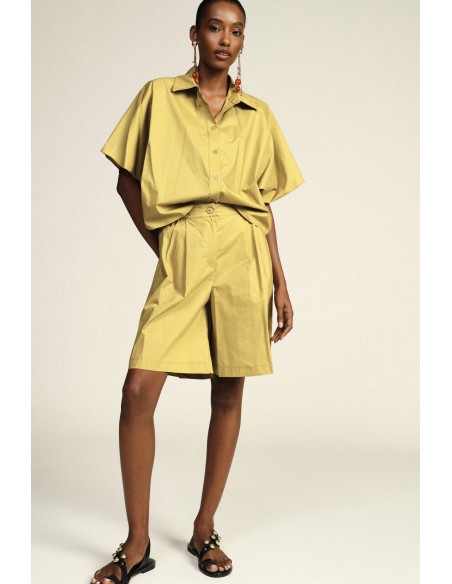 Short taille haute avec pinces et poches latérales Dixie