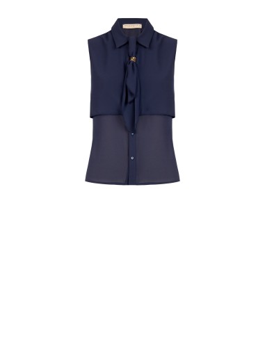 Getailleerde blouse van georgette met strikdas en juweeldetail van Rinascimento