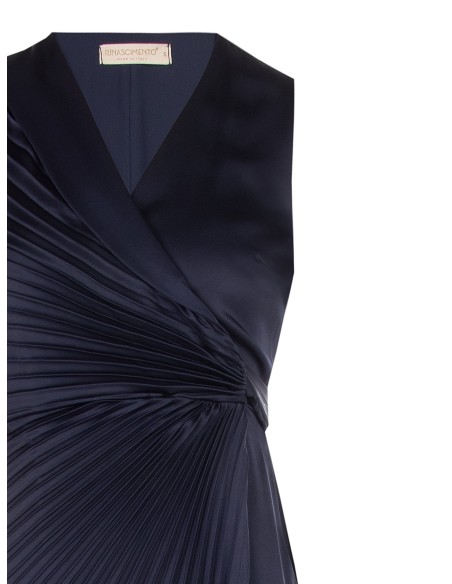 Robe longue en satin plissé avec décolleté en V croisé et noué à la taille, Rinascimento