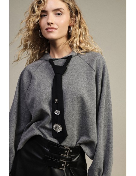 Sweat à capuche avec cravate décorative appliquée Dixie