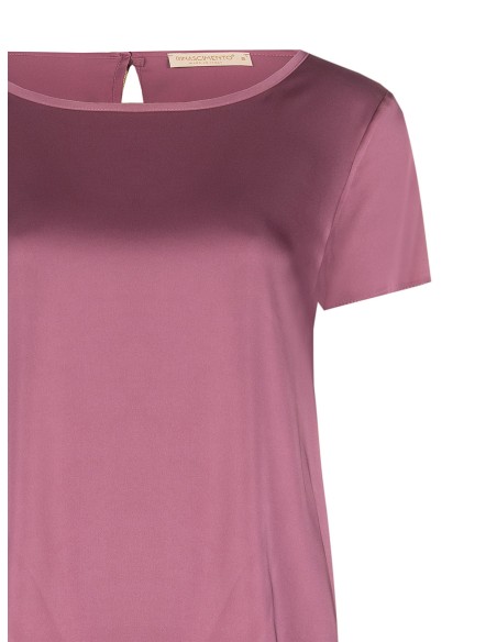 Vloeiende satijnen blouse met korte mouwen en ronde hals van Rinascimento