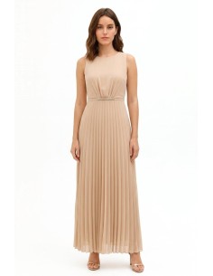 Robe longue en georgette plissée avec fine ceinture bijou Rinascimento
