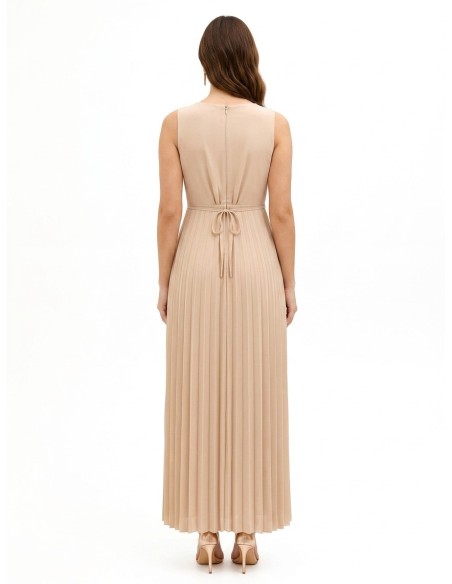 Robe longue en georgette plissée avec fine ceinture bijou Rinascimento