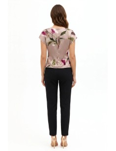Satijnen blouse met bloemenprint, boothals en gerimpelde taille Rinascimento 2