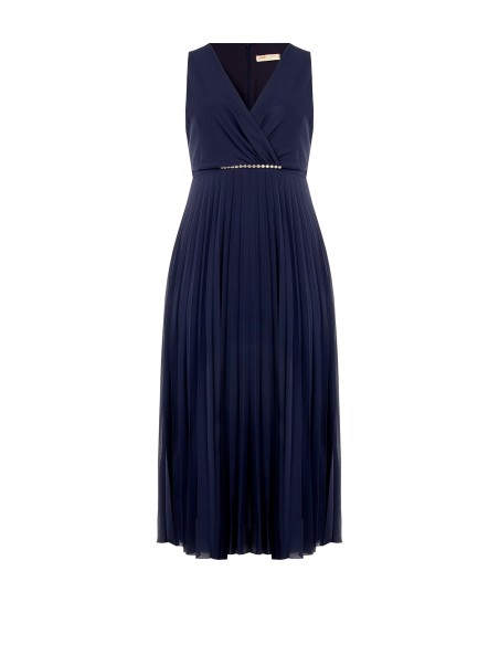 Robe longue grande taille en georgette plissée avec cristaux à la taille et décolleté cache-cœur Rinascimento Curvy